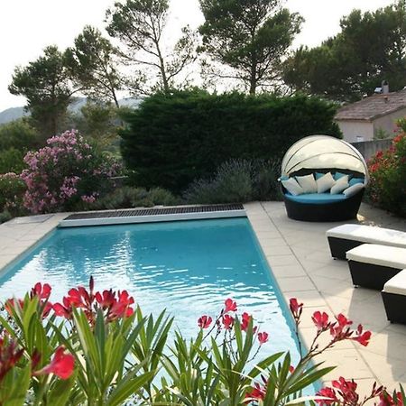 Elegante Villa De 180M3 Avec La Superbe Vue Connaux Luaran gambar